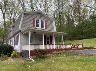 5 Ridge St, Dallas, PA 18612