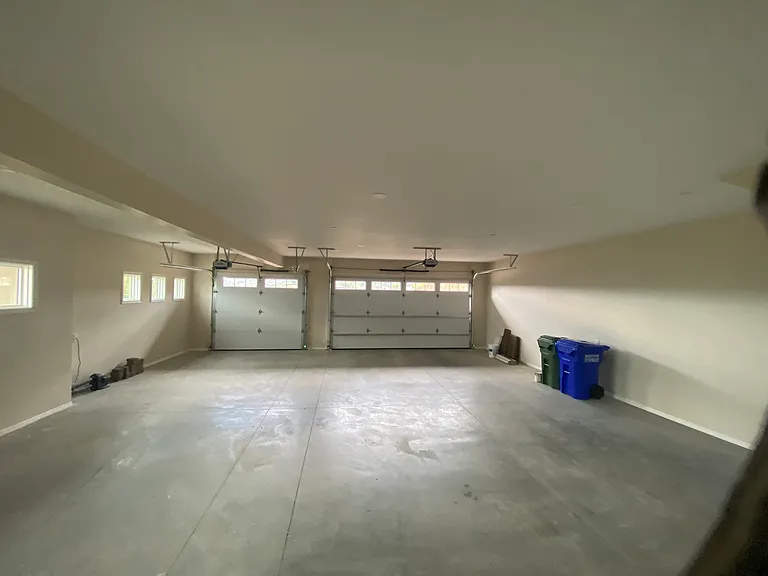 703 W Lee Blvd — Photo 26