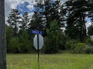 Tangelo St, Defuniak Springs, FL 32433
