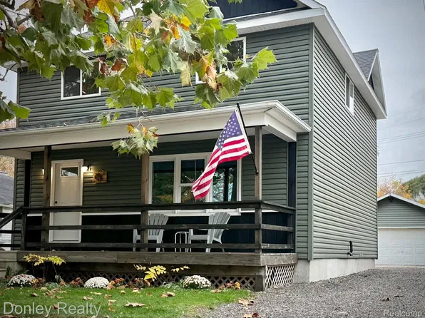 112 Alexander St, Caro, MI 48723