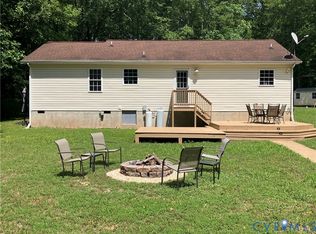 1375 Gills Rd, Powhatan, VA 23139