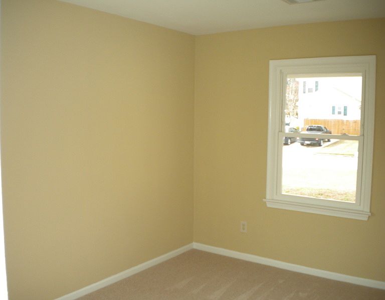 2nd image of 1594 Boles Pl