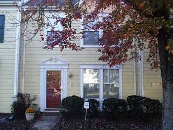 2nd image of 10107 Robin Lee Ln
