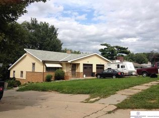 4652 Frances St, Omaha, NE 68106
