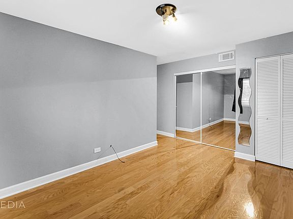 5th image of 700 Perrie Dr APT 203