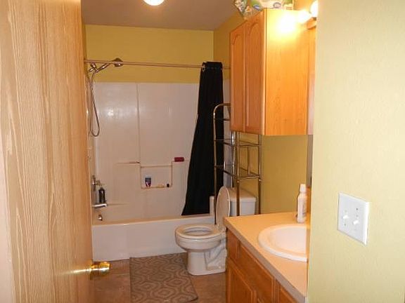 Master bath 