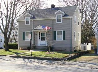380 Maple Ave, Barrington, RI 02806