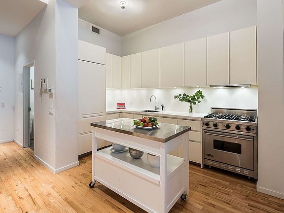 3rd image of 175 Broadway #4C