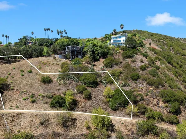 26557 Ocean View Dr, Malibu, CA 90265
