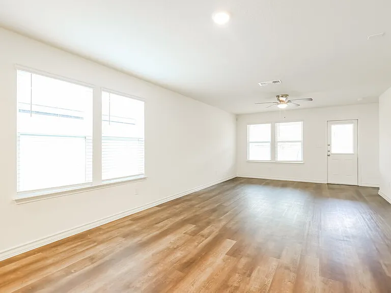 10323 Monte Carmel Pl — Photo 6