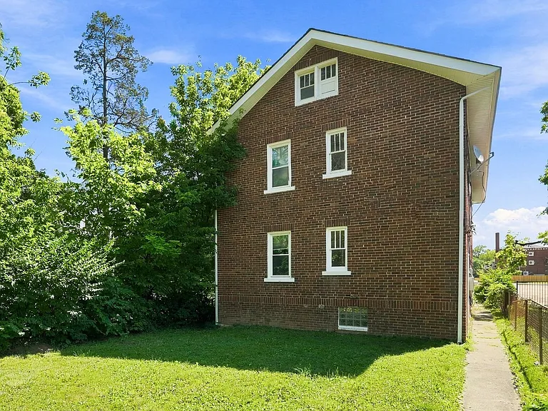 503-505 Berkeley Rd — Photo 3