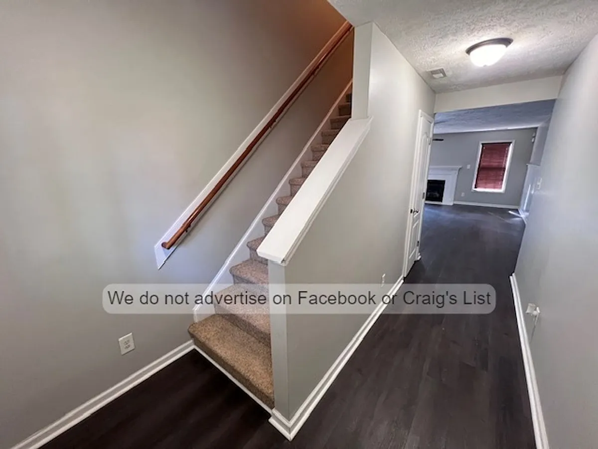 Building Photo - 1233 Screech Owl Dr