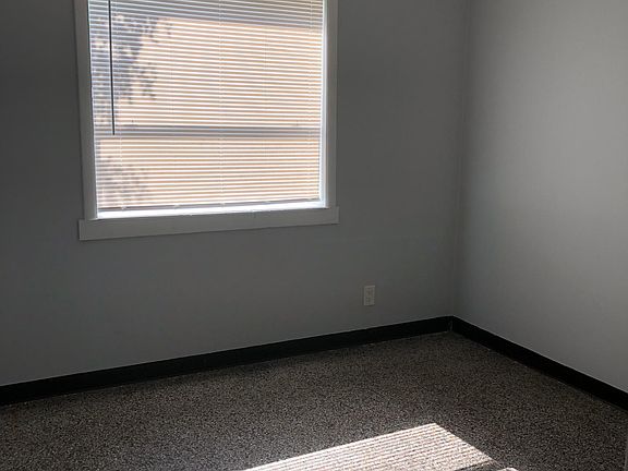 5th image of 1715 SW 4th Ave