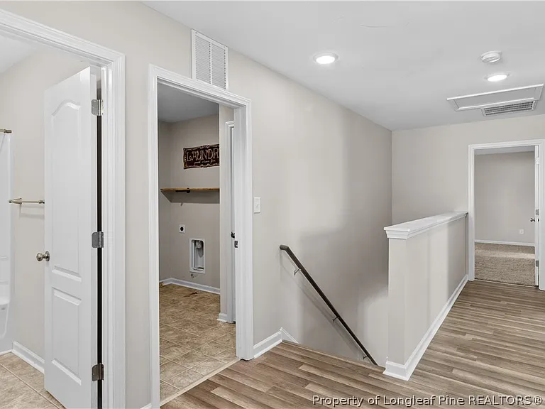 120 Chatfield Dr — Photo 24