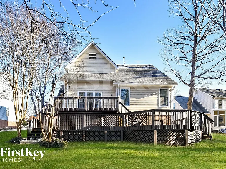 5620 Poplar Hill Ct — Photo 15