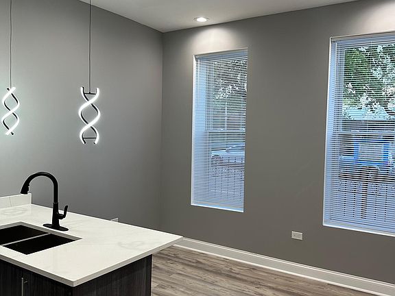 5th image of 1832 W 18th St #1F