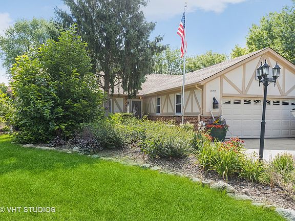 2nd image of 222 Delia Dr