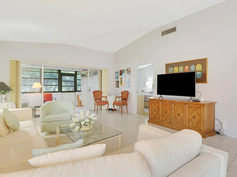13759 Date Palm Ct #A — Photo 2