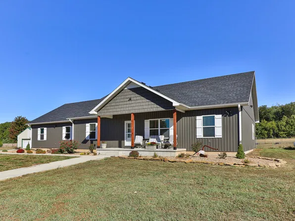 779 E 446th Road, Bolivar, MO 65613