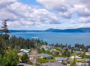 2907 17th St, Anacortes, WA 98221