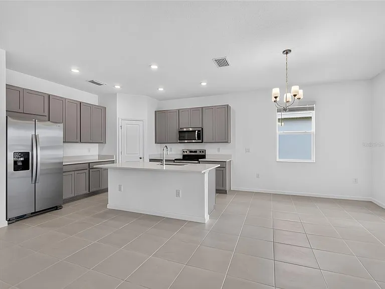 2027 Firethorn Loop — Photo 11