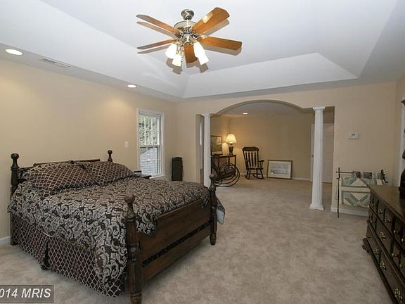 4th image of 10609 Donovans Hill Dr