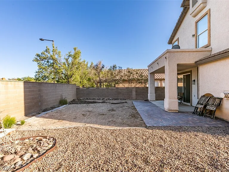 2534 Wind Spinner St — Photo 7