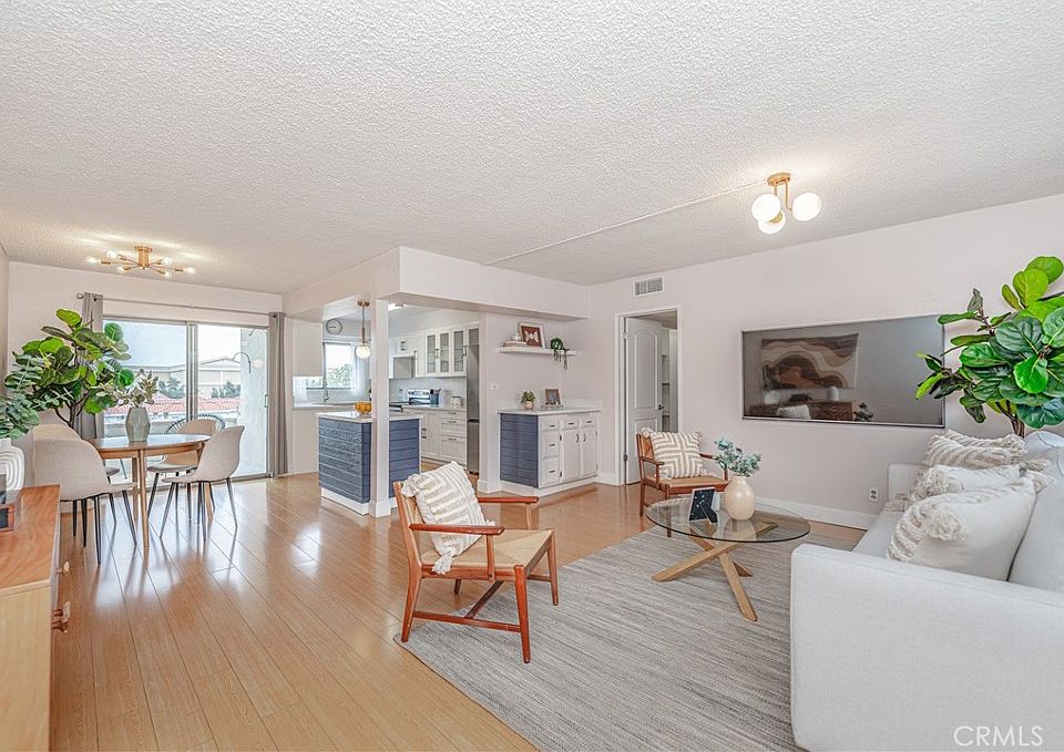 1st image of 330 N Howard St APT 311