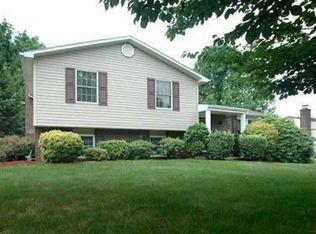 120 Penn Lear Dr, Monroeville, PA