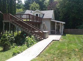 4755 Rome Corners Rd, Brooklyn, WI 53521