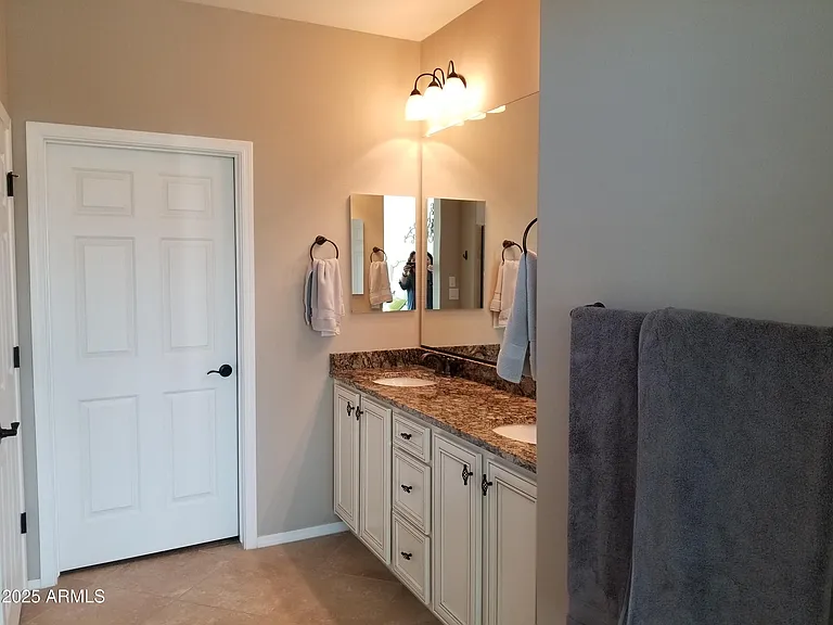 26881 W Utopia Rd — Photo 15