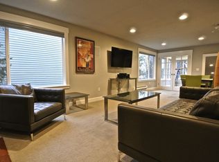 1910 Franklin Ave E, Seattle, WA 98102