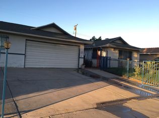 440 W Cromwell St, Rialto, CA 92677