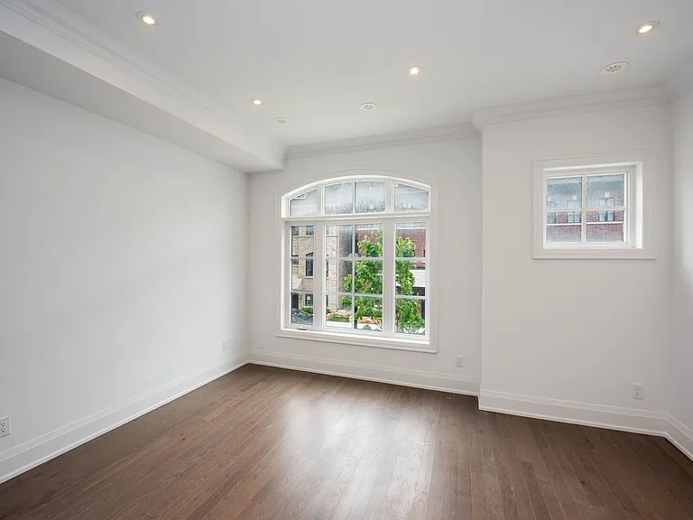 80 Thomas St #M-74 — Photo 10