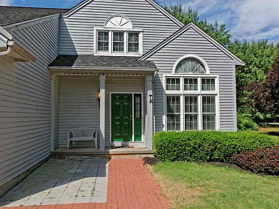 5th image of 21 Chesterfield Dr