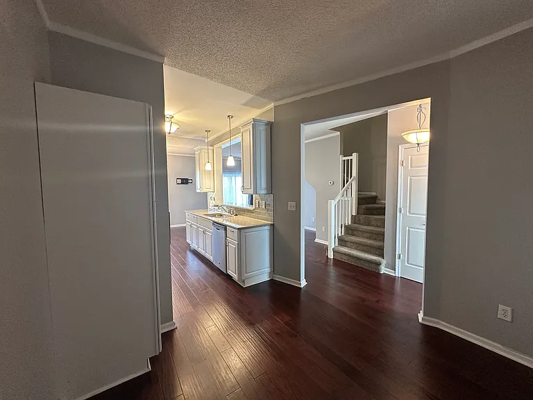 5042 Kemps Lake Dr — Photo 12