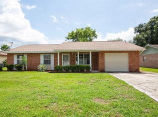 930 N 11th St, Eagle Lake, FL 33839