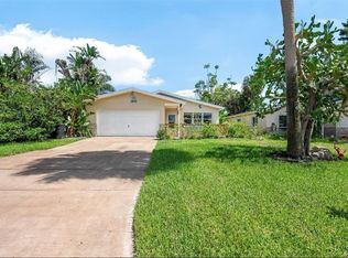 1810 NEW HAMPSHIRE AVENUE NE, ST PETERSBURG, FL 33703