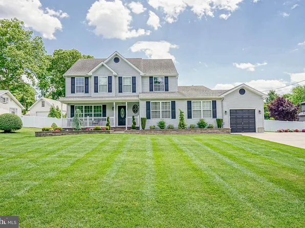 35 Florida Ave, Sewell, NJ 08080