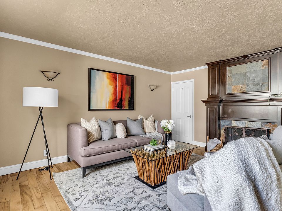 1st image of 5993 S Sultan Cir