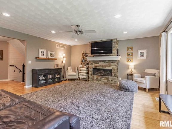 5th image of 11810 N Deerfield Dr