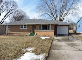 115 Crescent Ave, Decorah, IA 52101