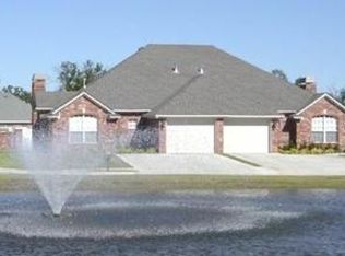 350 Garden Lake Dr #1, Tahlequah, OK 74464
