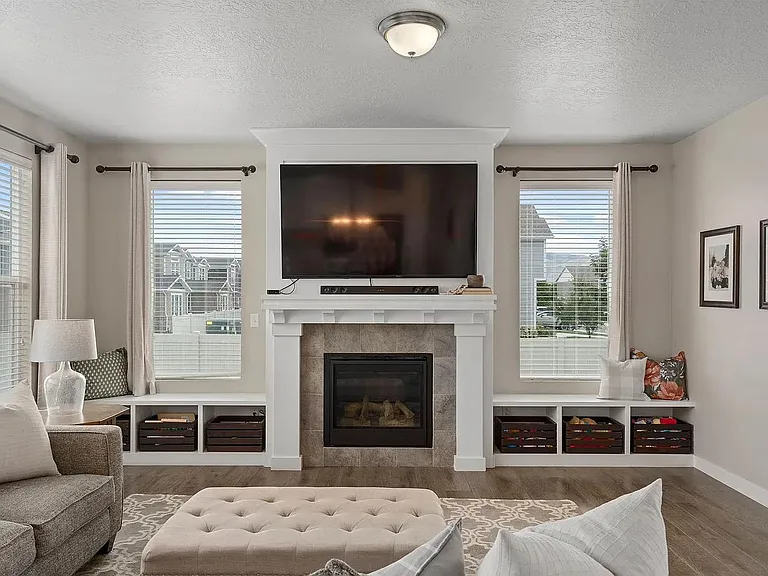 1596 N Cordoba Dr — Photo 5