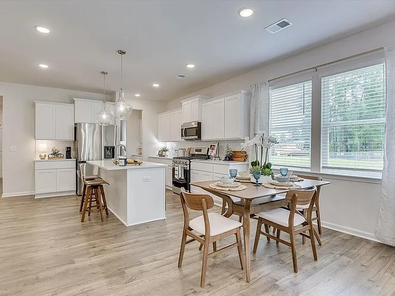 1021 Skidway Dr — Photo 18