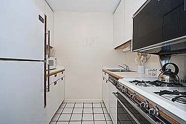 Rented by Adriana Arciello, LREB