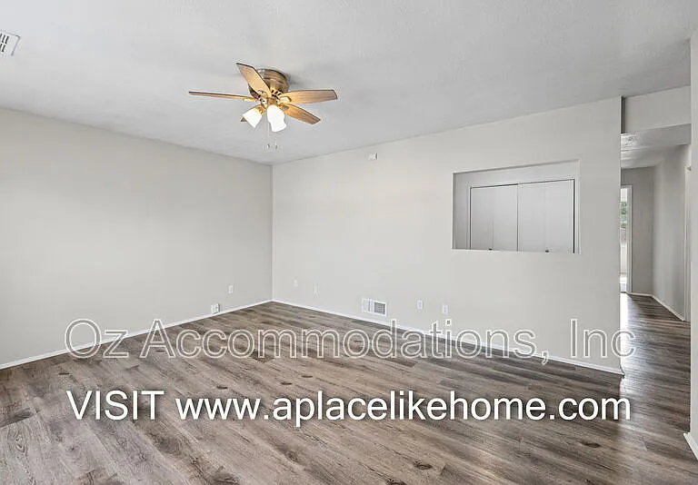 1428 NW 64th Ter — Photo 4