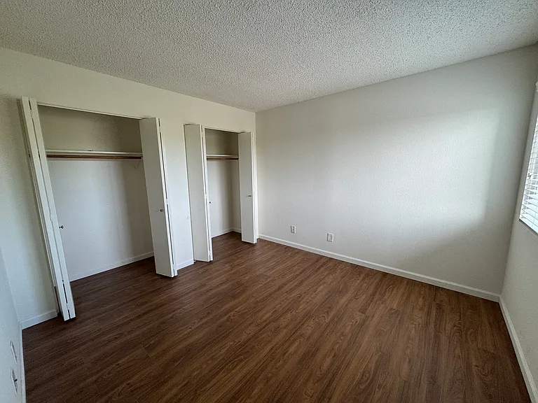 7373 Davenport Rd #B — Photo 4