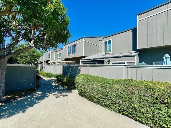 2910 S Greenville St Unit H, Santa Ana, CA 92704