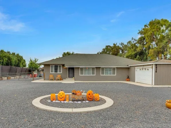 4924 Mesa Dr, Oakdale, CA 95361